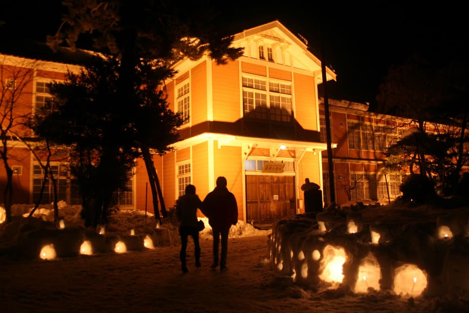 旧長井小学校第一校舎ライトアップ