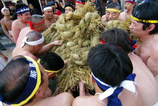 つつこ引き祭り