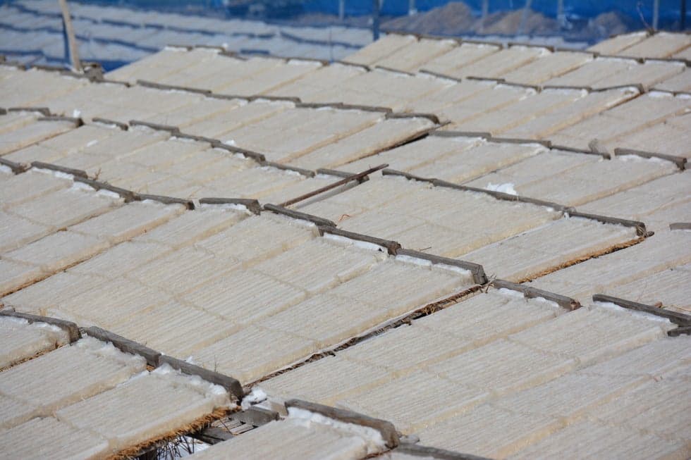 A superb winter view of Kayano, the highest production volume of "stick agar" in Japan