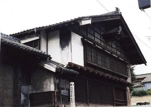 National Important Cultural Property 'Old Komoro Honjin' Currently, it is not open to the public, so the tour is only for the exterior.