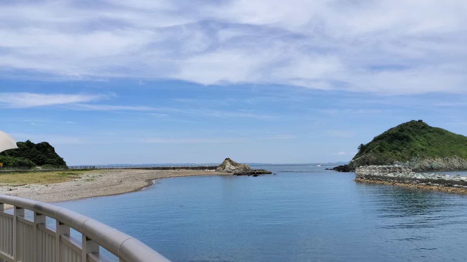 Oshishi Shirahama Beach