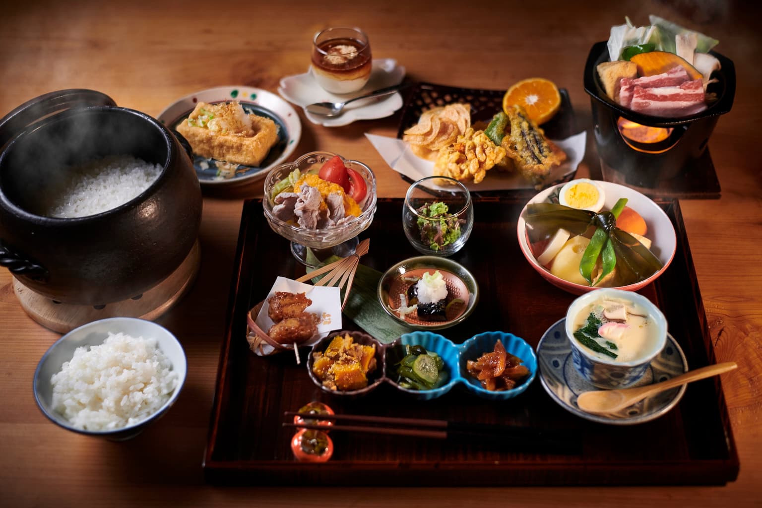 An example of a comnita dinner