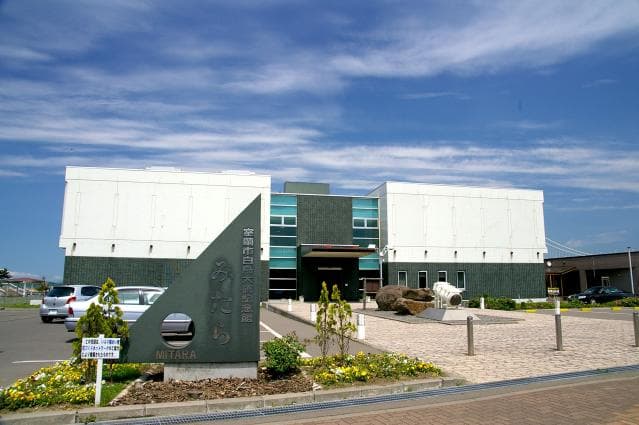 Hakucho-ohashi Bridge Memorial Hall Kana Steel, Muroran (Michinoeki Mitara Muroran)