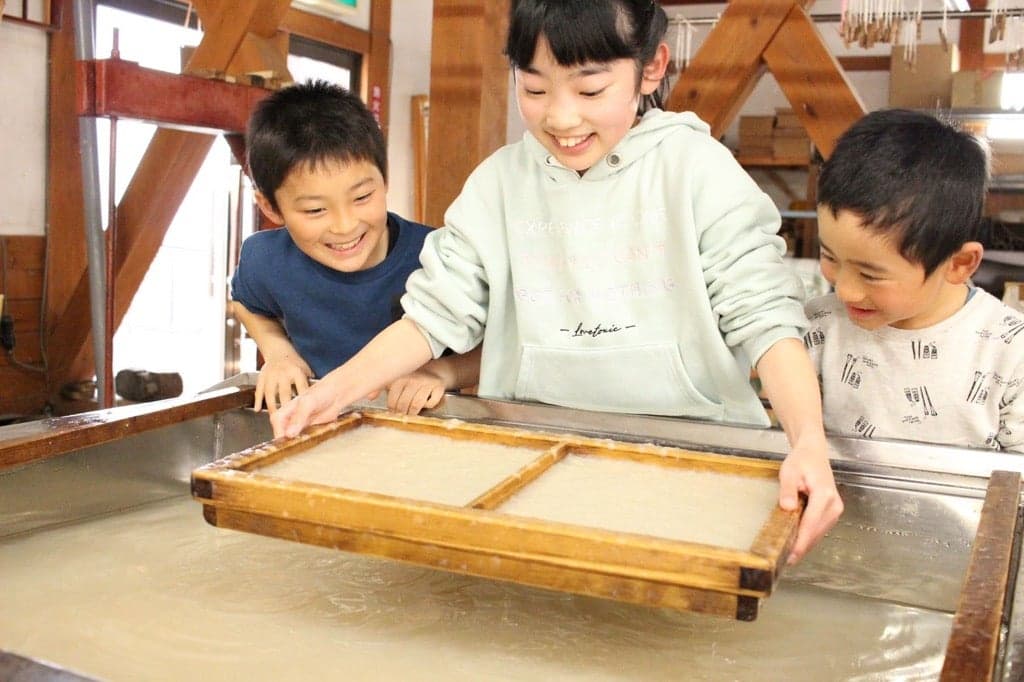 Paper making experience