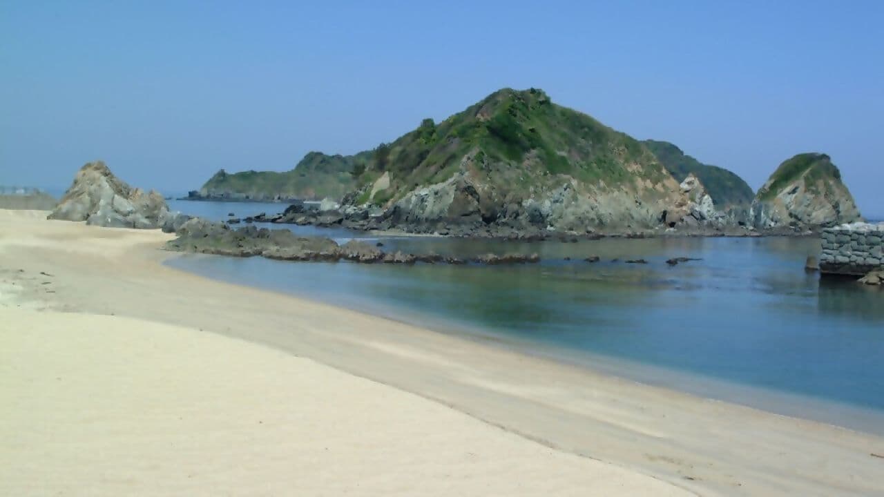 Oshishi Shirahama Beach