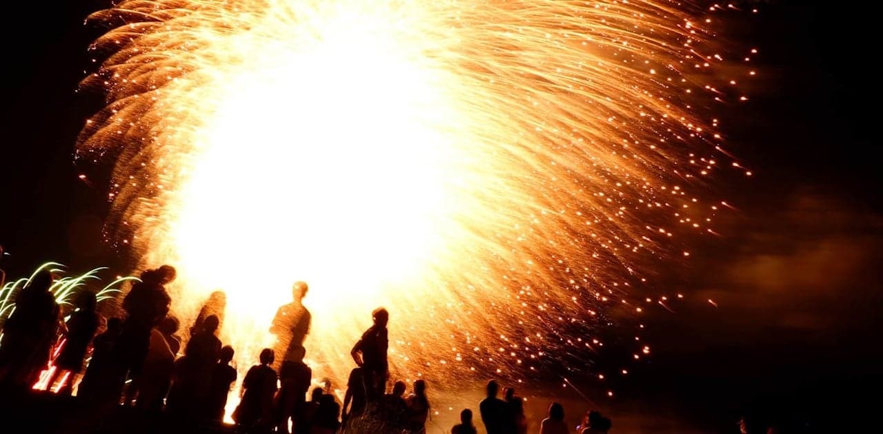 The 46th Kurayoshi Utsubuki Festival Hiten Fireworks Festival