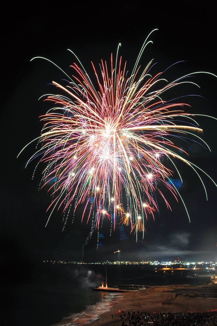 The 59th Hakodate Yunokawa Onsen Fireworks Festival