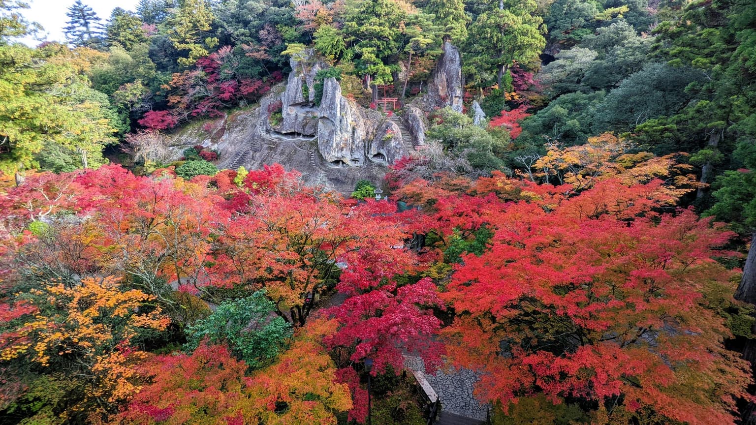 那谷寺の紅葉