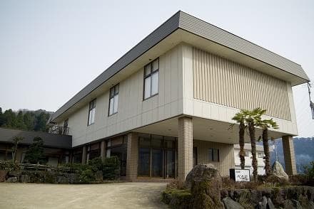 昭扇閣べにや外観