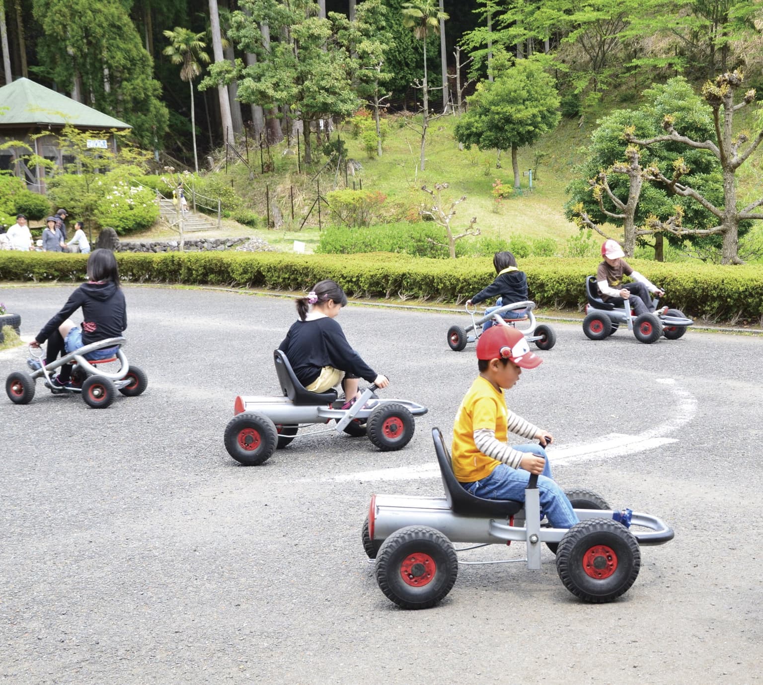 ムーンカート広場