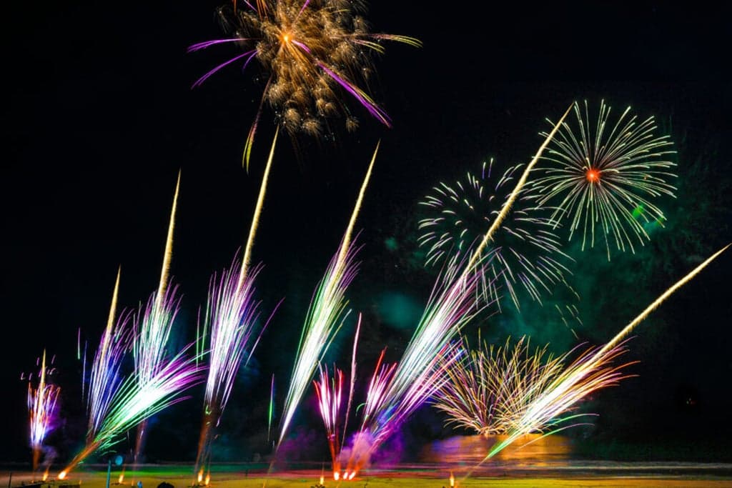 Shirahama Sea Festival/Noryo Fireworks Festival