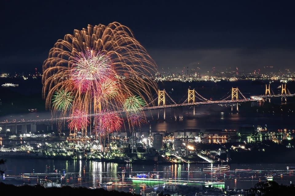 The 61st Sakaide Ohashi Festival Marine Fireworks Festival