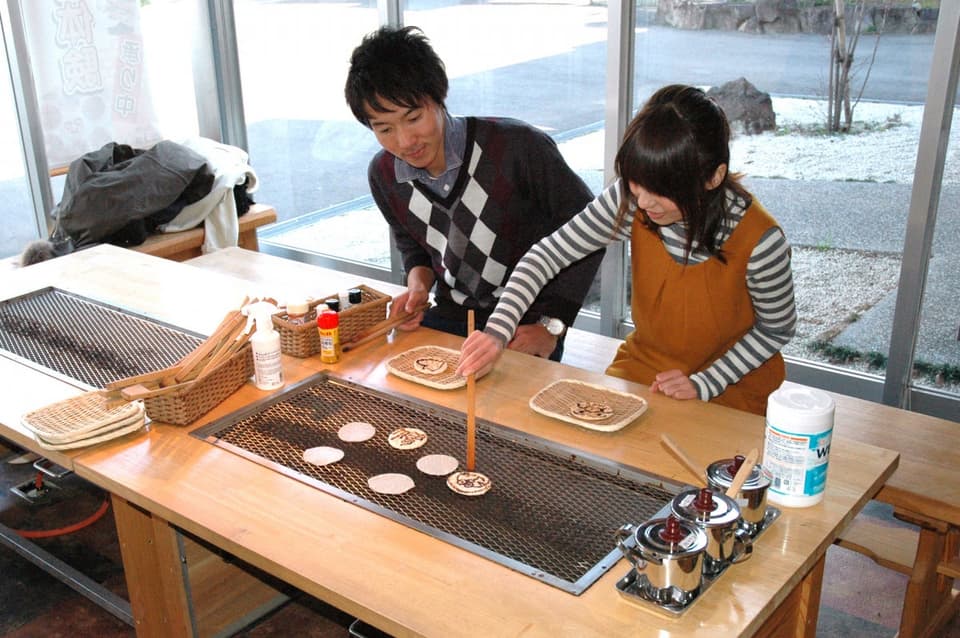 畠山製菓 豊原工場