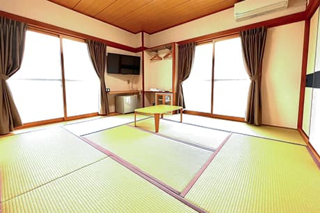 Four Season Yunogo