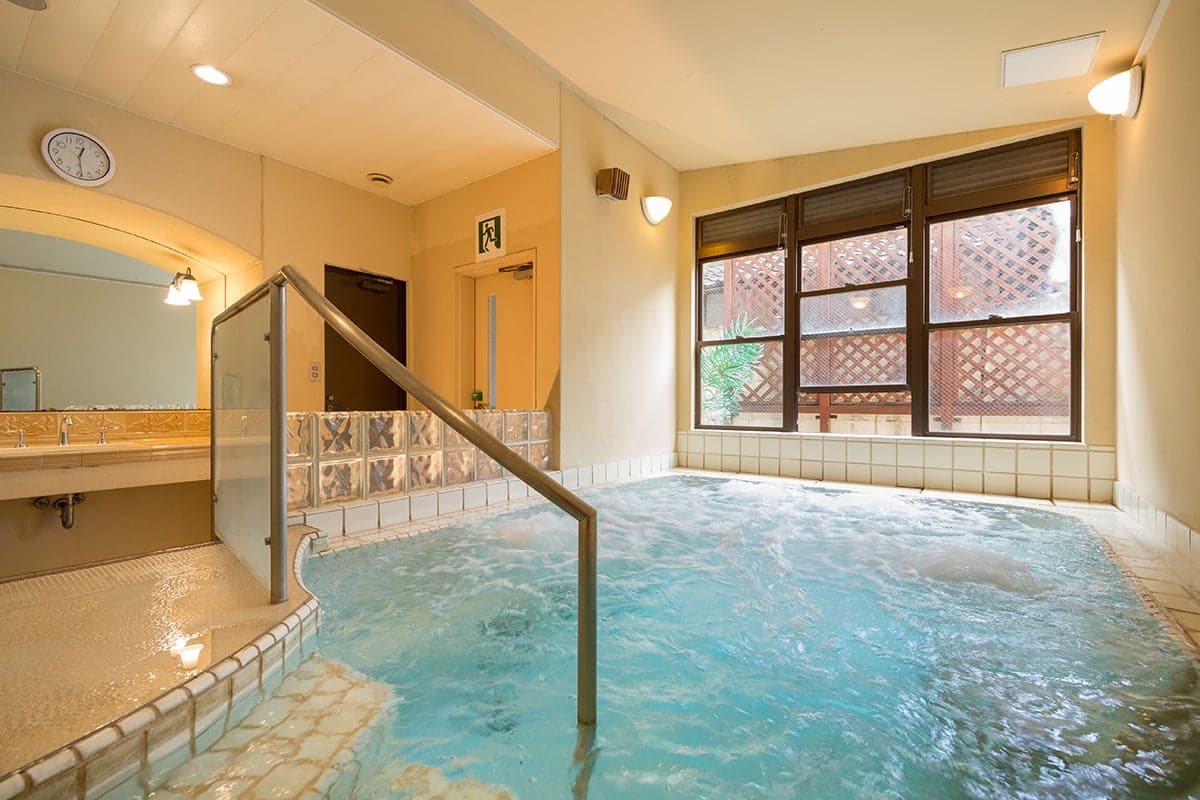 Poppy Springs Resort & Spa