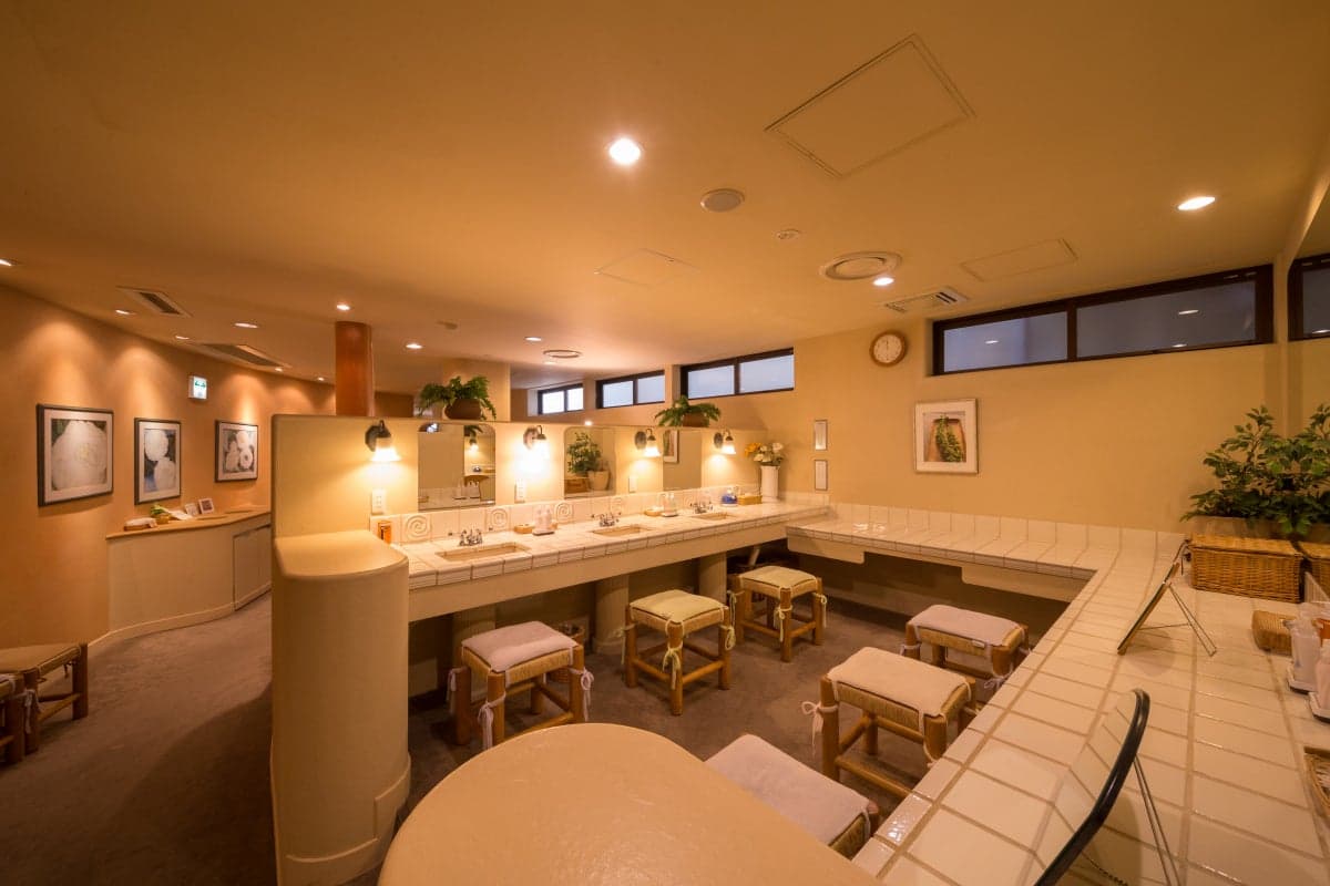 Poppy Springs Resort & Spa