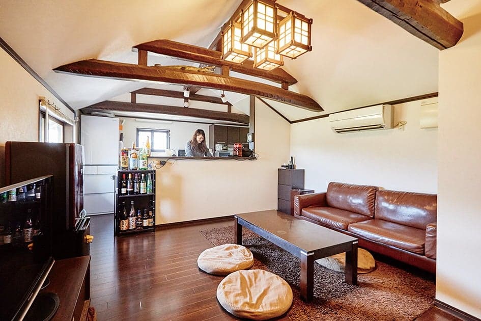 Doi House