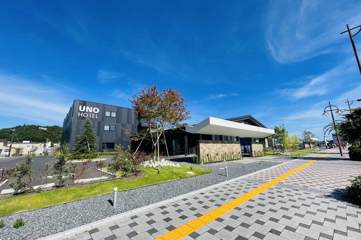 UNO HOTEL