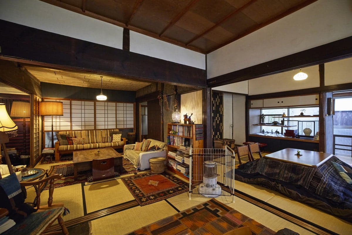 Inn and cafe Komori no Tsukinoshita