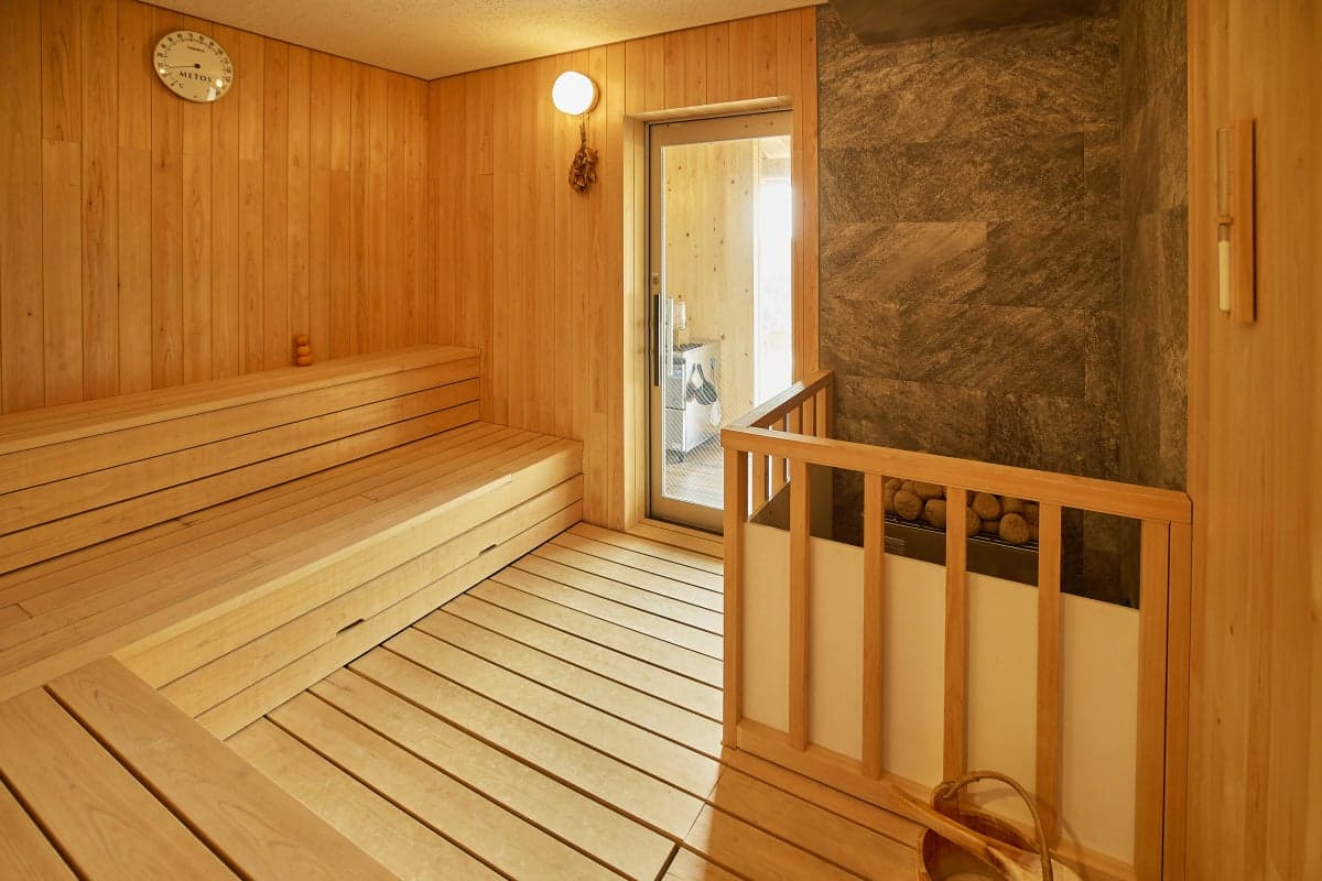THE TANADA SAUNA