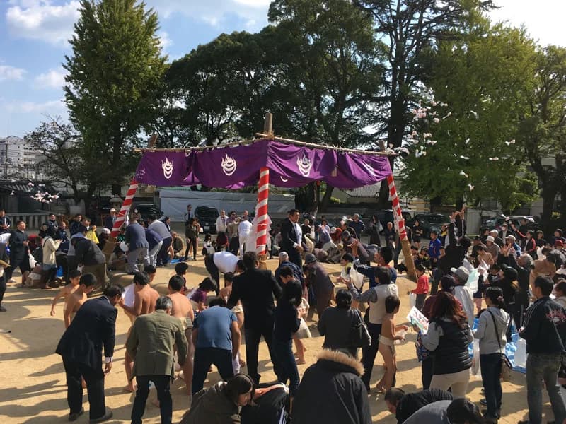 Regular festival and three-day sumo wrestling
